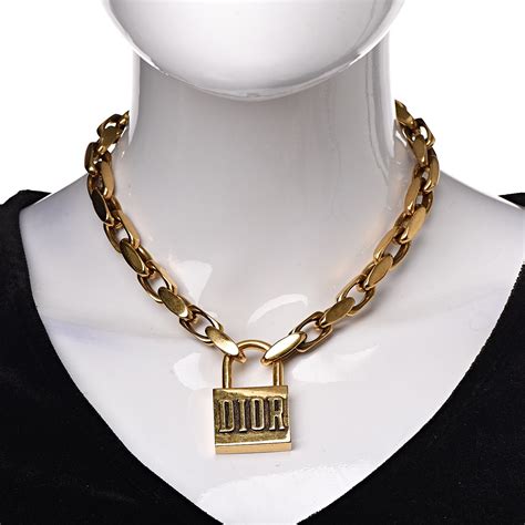 christian dior choker necklace.